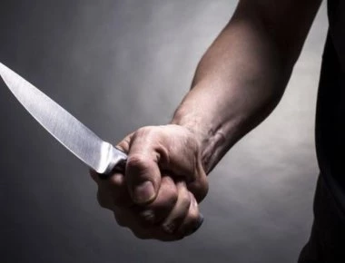 Καβάλα: Έσφαξε τους παππούδες του και έκατσε αιματοβαμμένος σε παγκάκι περιμένοντας τους αστυνομικούς